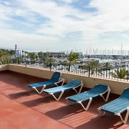 2 Dormitorios Junto Al Puerto De * Estepona